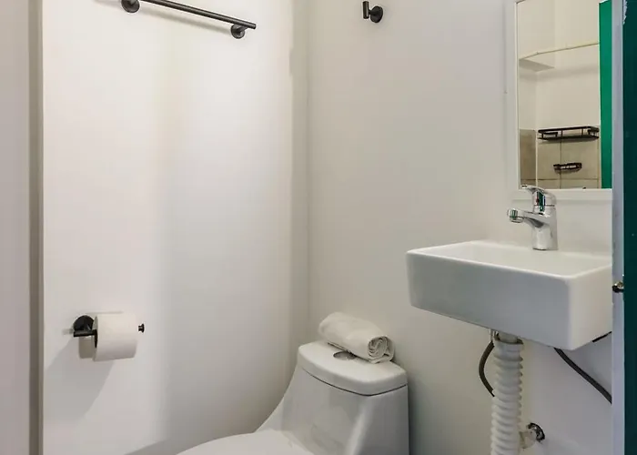 Colmena Cdmx Tonala Hotel 3*